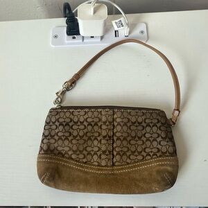 Brown Signature Pattern Wristlet Handbag